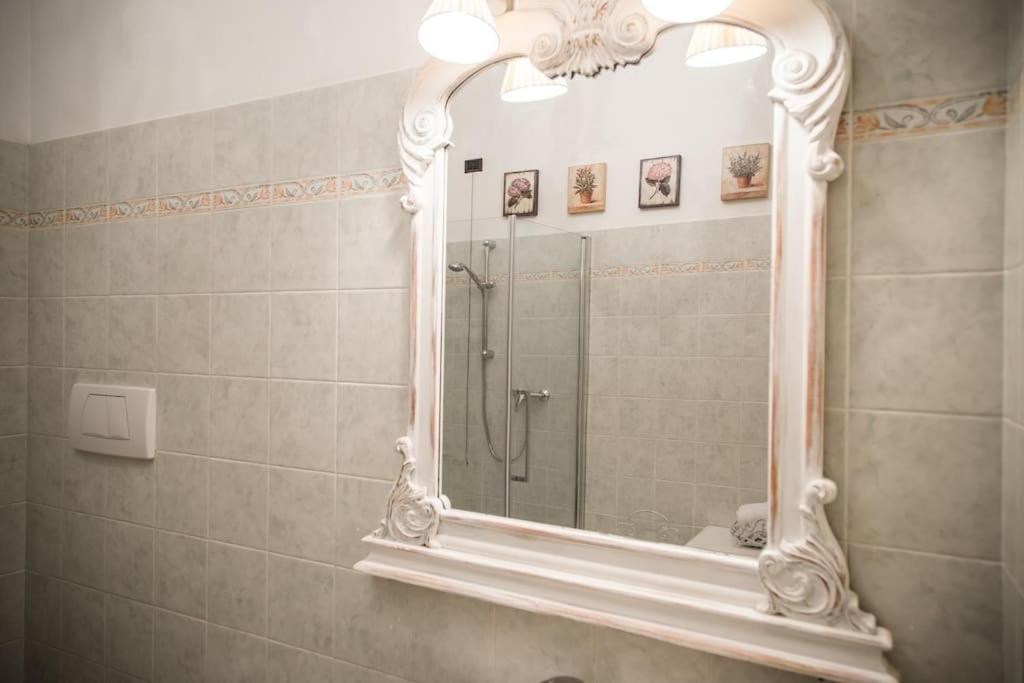Piazza Erbe Luxury Apartment Verona Eksteriør billede